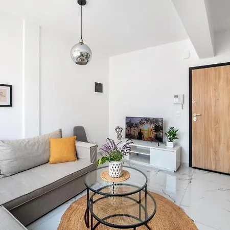 Cosmopolitan Oasis By Thesbnb Apartamento Tessalónica